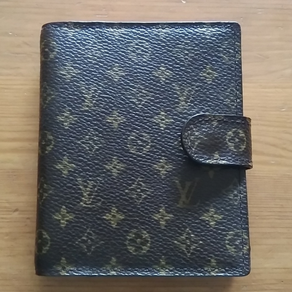 Authentic Louis Vuitton monogram Mini Agenda
